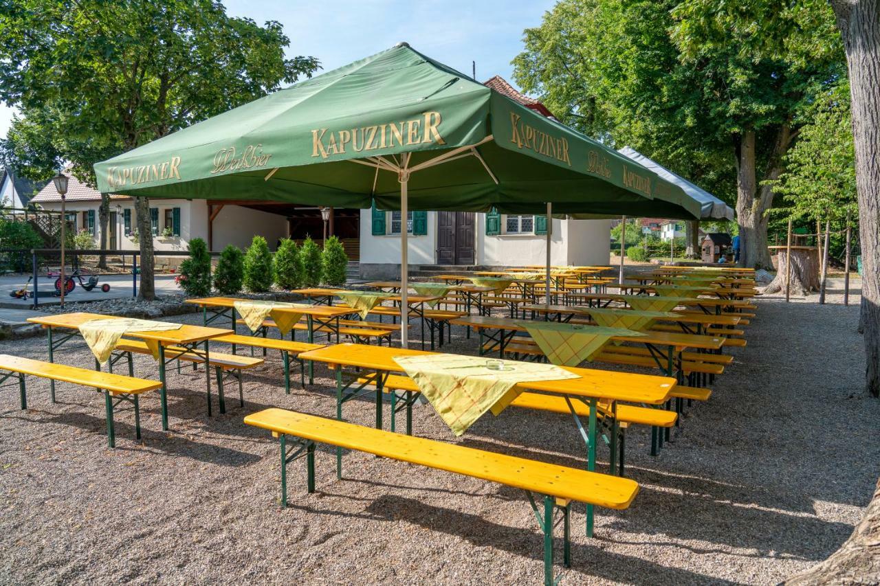 Landgasthof Moersbergei Bubenreuth Buitenkant foto